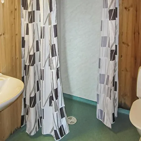 1 Bedroom Awesome In *
