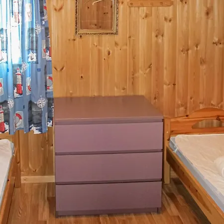 1 Bedroom Awesome In *