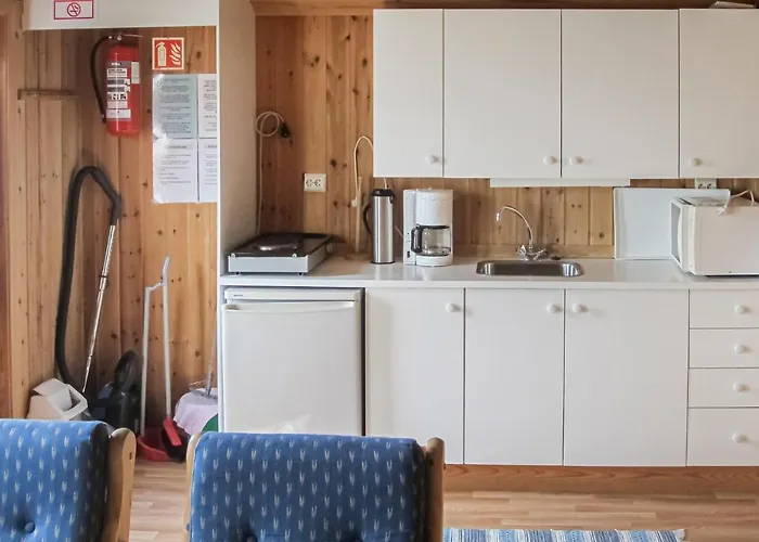 1 Bedroom Awesome In Casa de Férias *